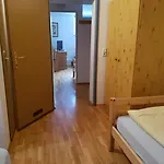 Helles Und Grosszuegiges Souterrain Apartman *