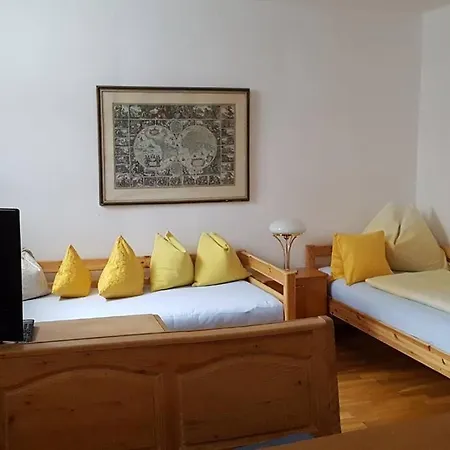 Helles Und Grosszuegiges Souterrain Apartamento *