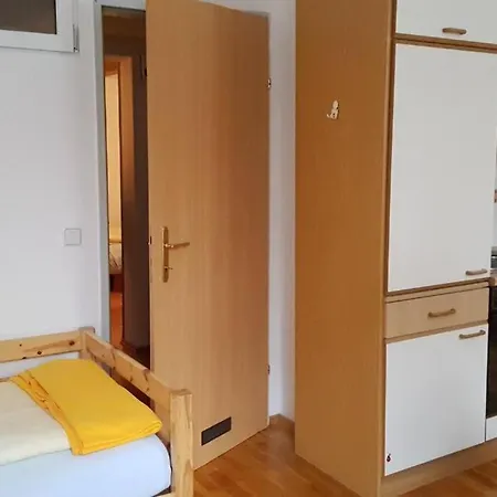 Helles Und Grosszuegiges Souterrain