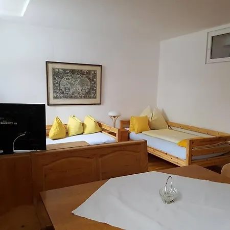 Helles Und Grosszuegiges Souterrain Apartamento *