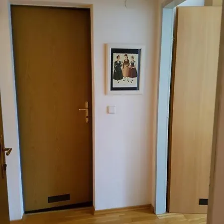 Helles Und Grosszuegiges Souterrain 아파트 알텐막팀퐁와
